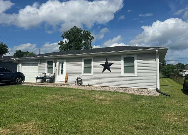 Property at 210 Redwood St, Glasgow, KY 42141, 3 beds, 1 bath