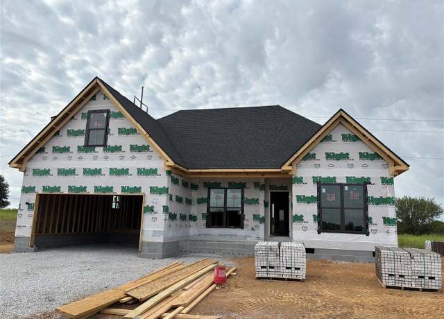 Property at 203 Magnolia Cir, Franklin, KY 42134, 3 beds, 2 baths