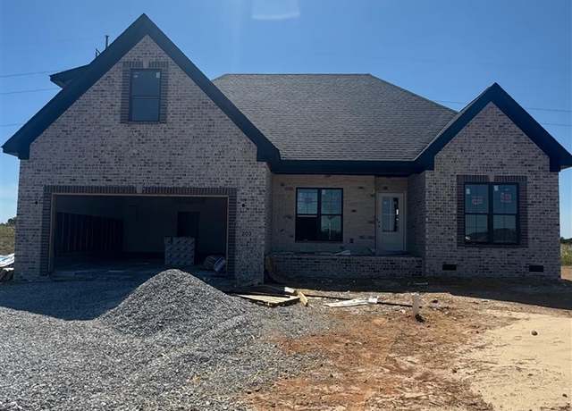Property at 203 Magnolia Cir, Franklin, KY 42134, 3 beds, 2 baths