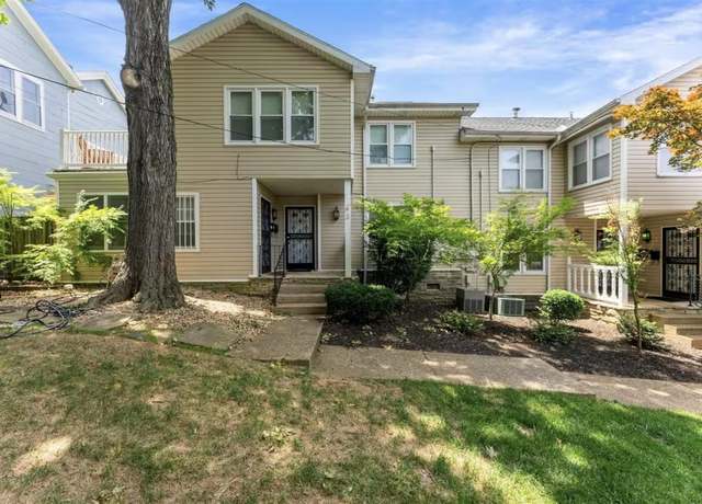 Property at 562 E Main Ave, Bowling Green, KY 42101, 2 beds, 2 baths
