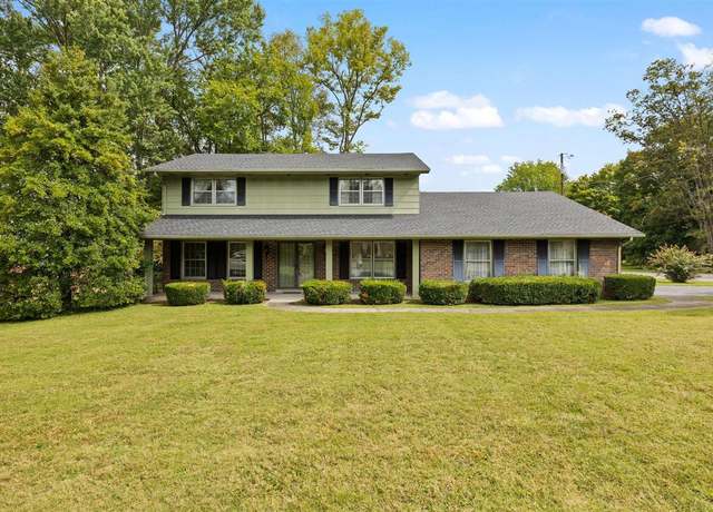 Property at 670 Windmill Cir, Bowling Green, KY 42104, 4 beds, 3 baths