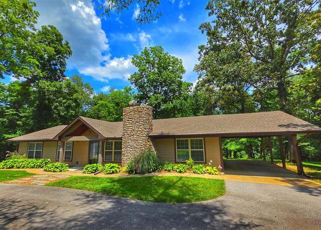 Property at 1778 Penns Chapel Rd, Bowling Green, KY 42101, 3 beds, 2.5 baths