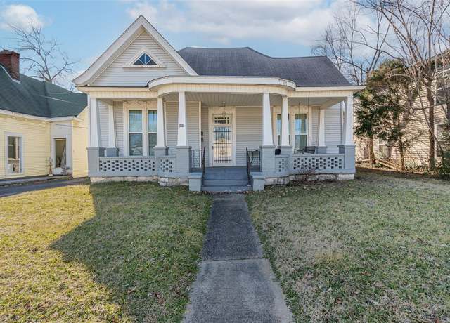 Property at 809 Broadway Ave, Bowling Green, KY 42101, 2 beds, 2 baths
