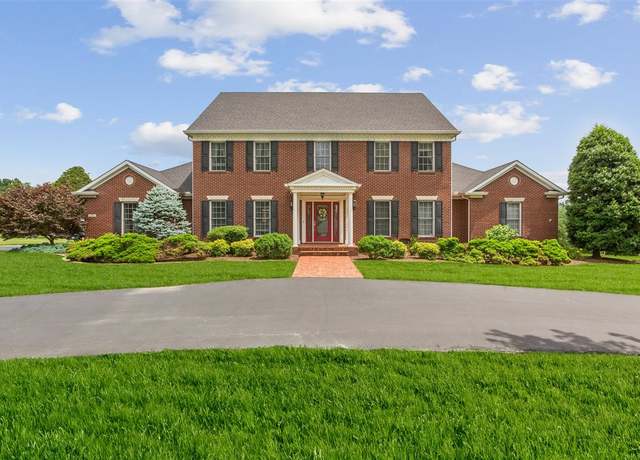 Property at 590 Grider Pond Rd, Bowling Green, KY 42104, 4 beds, 3.5 baths