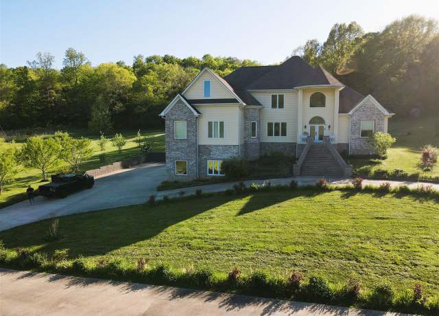 Property at 193 N Campbell Rd, Bowling Green, KY 42101, 6 beds, 6 baths