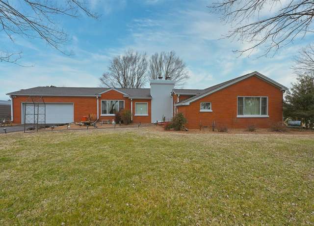 Property at 5185 Nashville Rd, Franklin, KY 42134, 3 beds, 2 baths