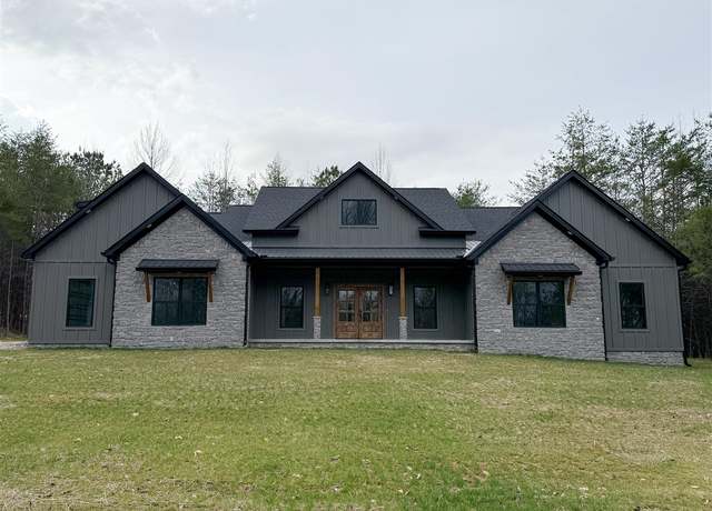 Property at 125 Bay Ridge Rd, Lucas, KY 42156, 3 beds, 2 baths