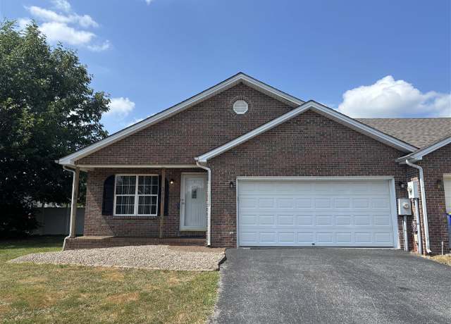 Property at 301 Hanover St, Bowling Green, KY 42101, 2 beds, 2 baths