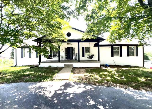 Property at 860 Willoughby Ln, Bowling Green, KY 42101, 4 beds, 3 baths
