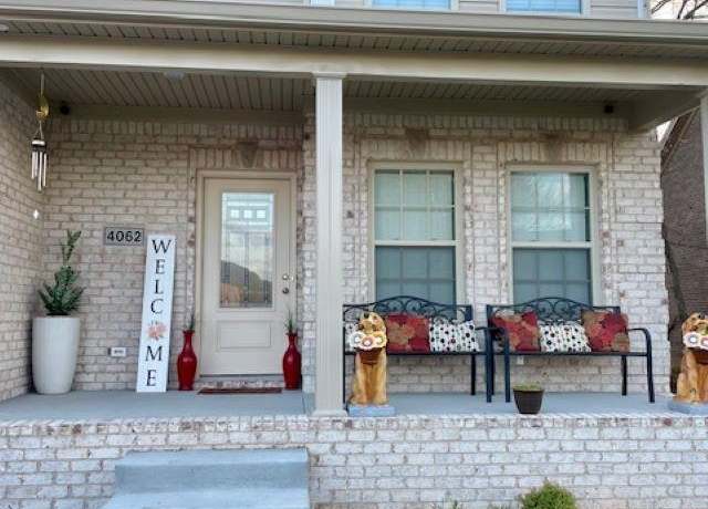 Property at 4062 Cadillac Ave, Bowling Green, KY 42104, 4 beds, 2.5 baths