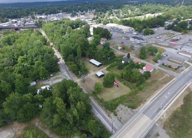 Property at 108 E Stroud Ln, Central City, KY 42330
