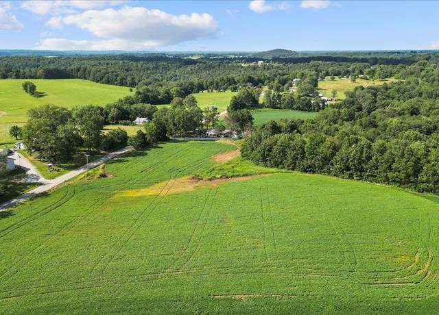 Property at 2426 Segal Rd, Brownsville, KY 42210, 3 beds, 2 baths