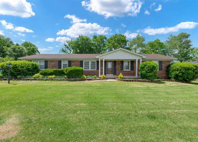 Property at 120 Whispering Hills Blvd, Bowling Green, KY 42101, 4 beds, 2 baths