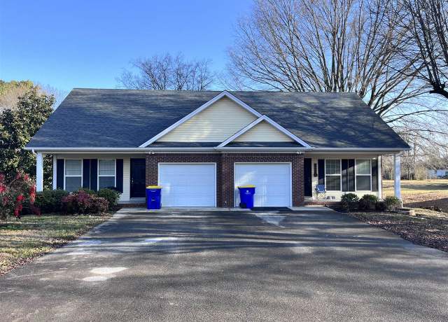 Property at 830 Gardenside Way, Bowling Green, KY 42101, 4 beds, 3 baths
