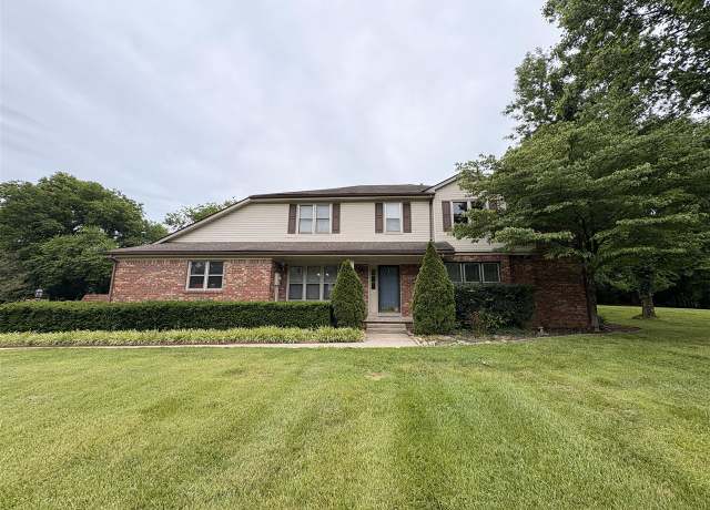 Property at 712 Drakesborough Dr, Bowling Green, KY 42103, 4 beds, 2.5 baths