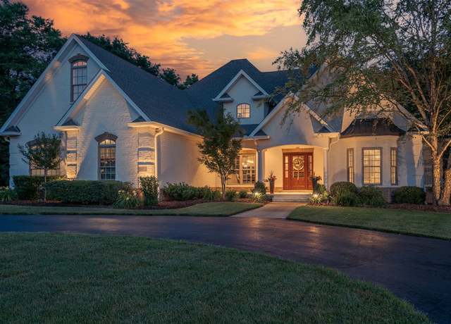 Property at 2972 Crossridge Ct, Bowling Green, KY 42104, 4 beds, 3.5 baths