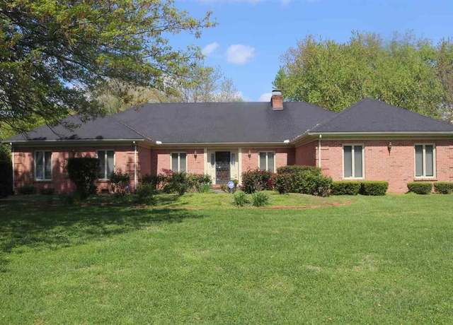 Property at 817 Albemarle St, Bowling Green, KY 42103, 4 beds, 2.5 baths