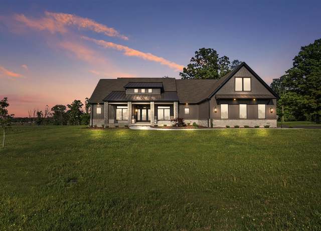 Property at 294 Mallory Ln, Smiths Grove, KY 42171, 3 beds, 2.5 baths