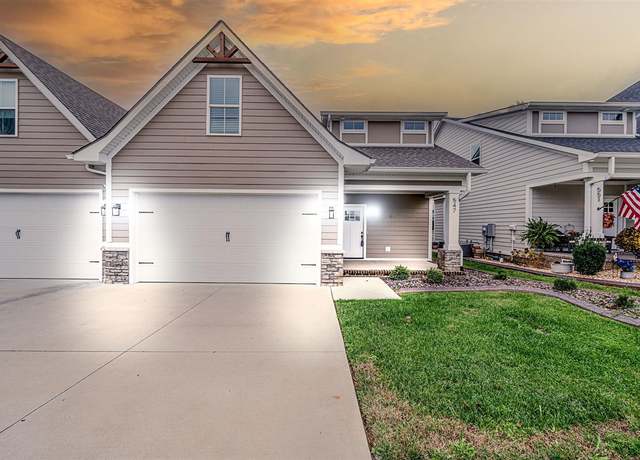 Property at 547 Providence Ct, Bowling Green, KY 42104, 3 beds, 3 baths