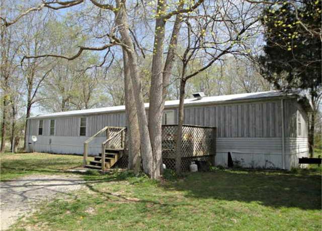 Property at 150 Rocky Hill Hays Rd, Smiths Grove, KY 42171, 3 beds, 2 baths