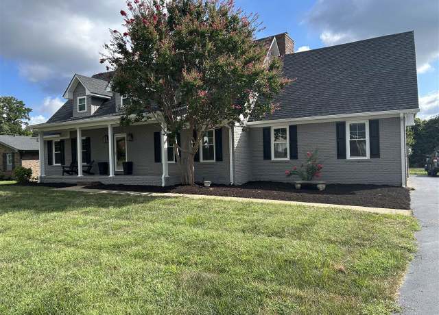 Property at 970 Ironwood Dr, Bowling Green, KY 42103, 4 beds, 3 baths