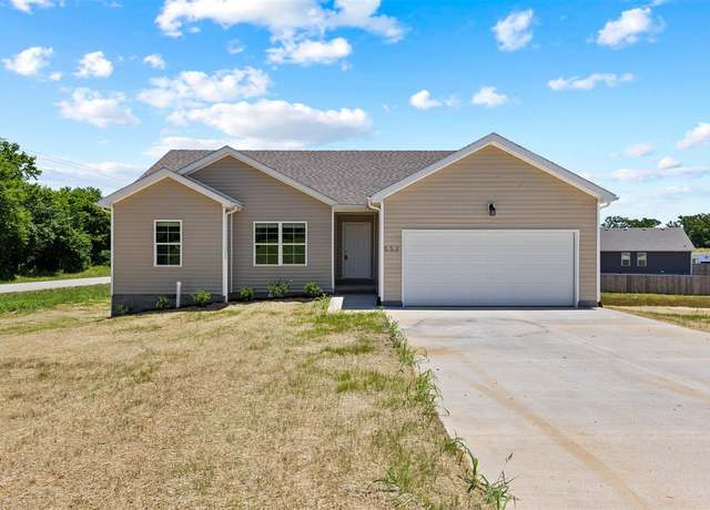 Property at 552 Deluth Ct, Bowling Green, KY 42101, 3 beds, 2 baths