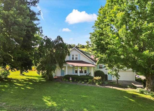 Property at 5630 Old Bowling Green Rd, Glasgow, KY 42141, 4 beds, 2 baths