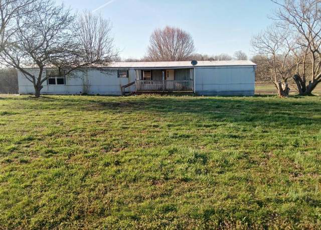 Property at 102 Cherry Ln, Scottsville, KY 42164, 3 beds, 2 baths