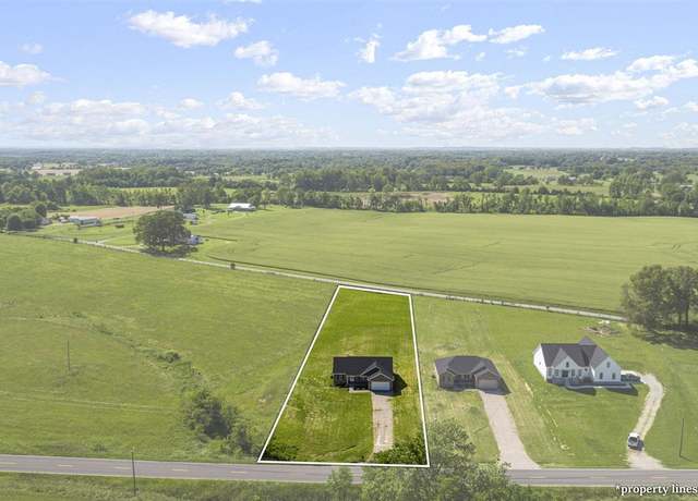 Property at 10329 Smiths Grove Scottsville Rd, Oakland, KY 42159, 3 beds, 2 baths