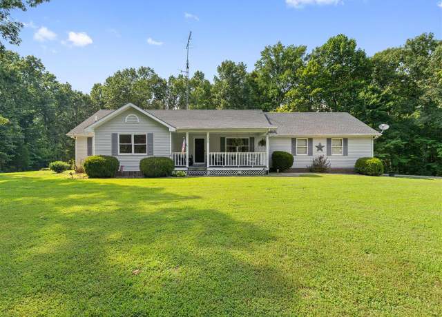 Property at 328 Cedar Ridge Rd, Morgantown, KY 42261, 3 beds, 2 baths
