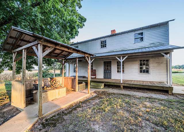 Property at 619 Sloss Rd, Woodburn, KY 42170, 4 beds