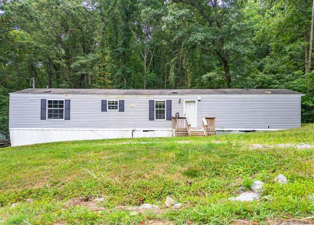 Property at 71 Baldwin Cir, Russellville, KY 42276, 3 beds, 2 baths