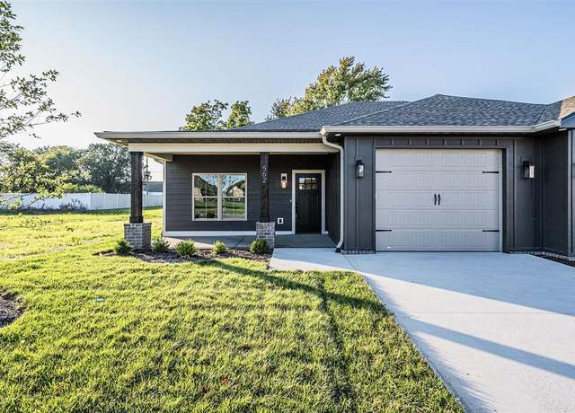 Property at 562 Providence Ct, Bowling Green, KY 42104, 3 beds, 2 baths