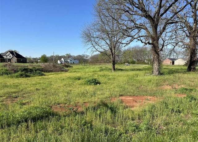 Property at 114 Skees Rd, Bowling Green, KY 42104