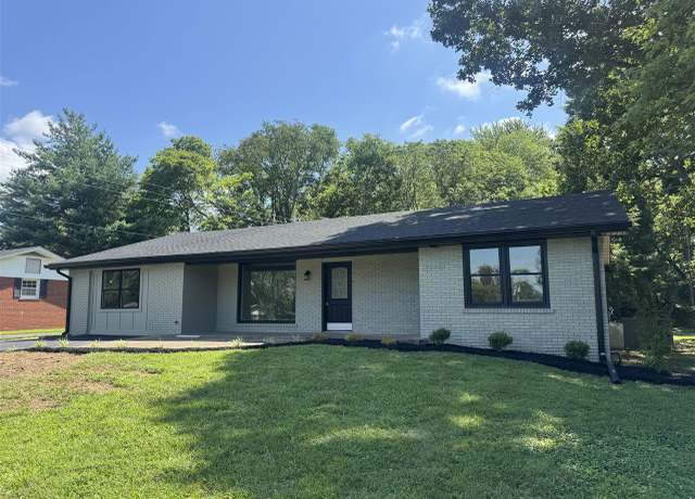 Property at 2720 Apache Dr, Bowling Green, KY 42104, 3 beds, 2.5 baths
