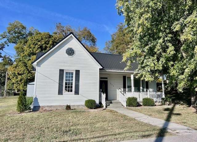 Property at 309 E Washington St, Franklin, KY 42134, 2 beds, 2 baths