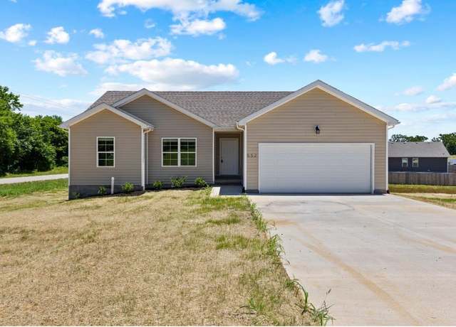 Property at 552 Deluth Ct, Bowling Green, KY 42101, 3 beds, 2 baths
