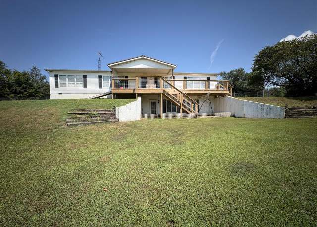 Property at 2330 Glasgow Rd, Bowling Green, KY 42101, 3 beds, 2 baths