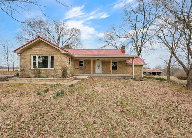 Property at 48 Pope Trammel Rd, Scottsville, KY 42164, 6 beds, 2.5 baths