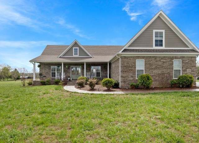 Property at 2269 Lodge Hall Rd, Bowling Green, KY 42101, 3 beds, 2 baths