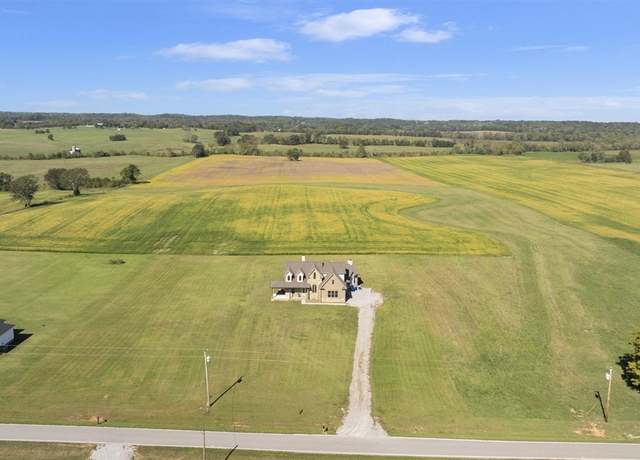 Property at 1683 Taylor Barrow Rd, Auburn, KY 42206, 4 beds, 2.5 baths