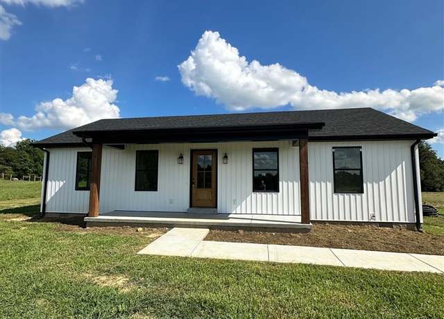 Property at 449 C W Jones Rd, Scottsville, KY 42164, 3 beds, 2 baths