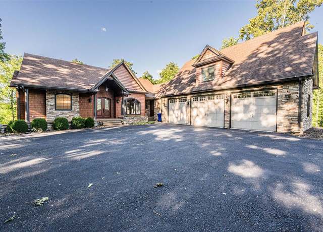 Property at 94 Hurt Ln, Scottsville, KY 42164, 5 beds, 4.5 baths