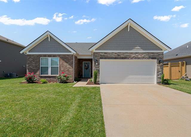 Property at 2939 Norland St, Bowling Green, KY 42104, 3 beds, 2 baths