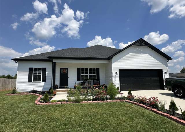Property at 3100 Laredo Dr, Bowling Green, KY 42101, 3 beds, 2 baths