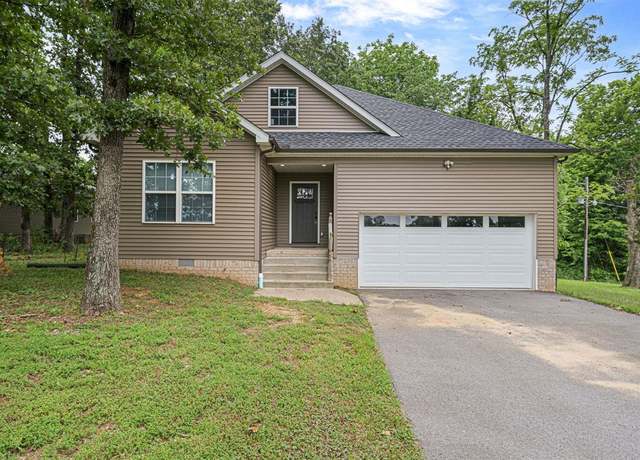 Property at 514 Sweeney Ln, Bowling Green, KY 42101, 3 beds, 2 baths