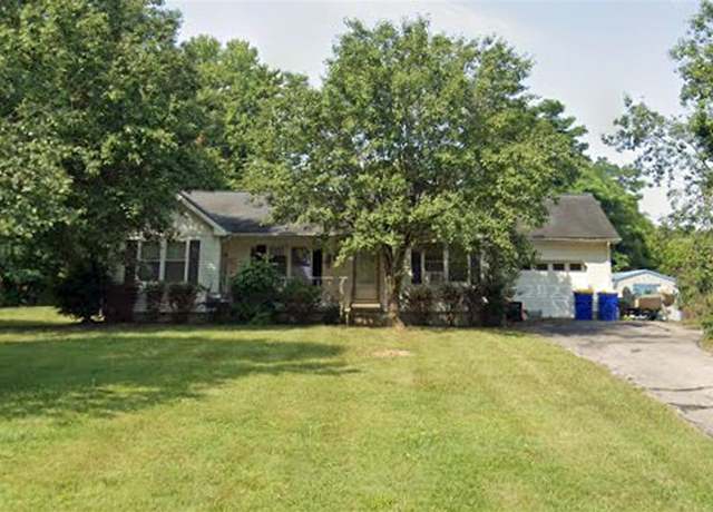 Property at 108 Holly Tree Ct, Franklin, KY 42134, 3 beds, 2 baths