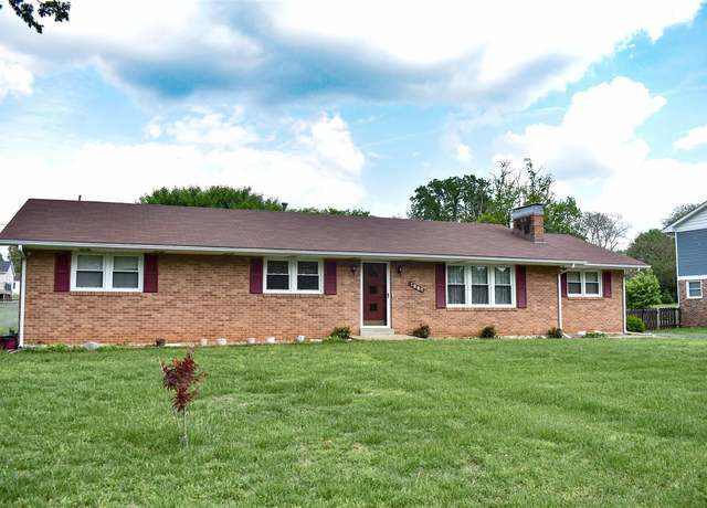 Property at 1206 Nahm Dr, Bowling Green, KY 42104, 3 beds, 2 baths