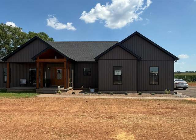 Property at 134 Mccutchen Ct, Auburn, KY 42206, 3 beds, 2.5 baths