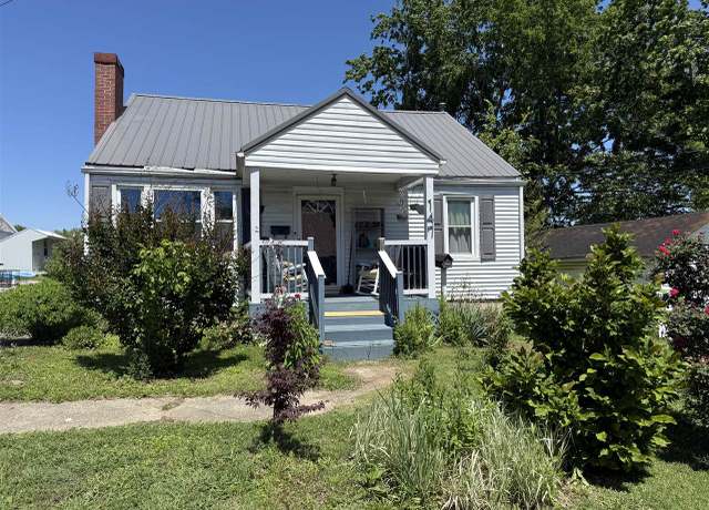 Property at 147 Davis St, Glasgow, KY 42141, 2 beds, 1 bath